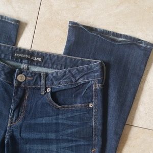 Express Jeans - Express boot Jean's size 4s stella lowrise Express Jeans - Express boot Jean's size 4s stella lowrise